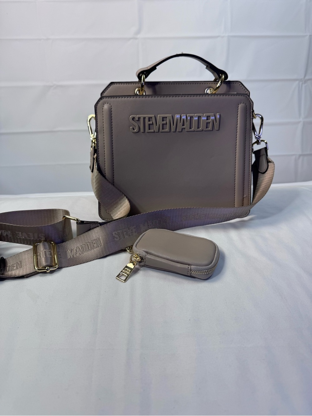 Steve Madden Taupe Box Crossbody Satchel Bag Logo Strap Coin Pouch